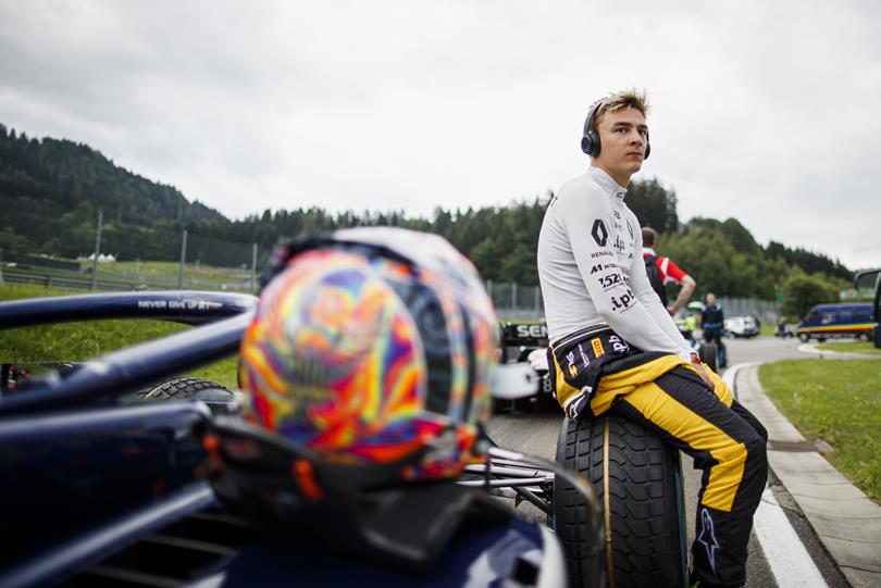 Rajt-cél győzelemmel zárta a hétvégét Artem Markelov