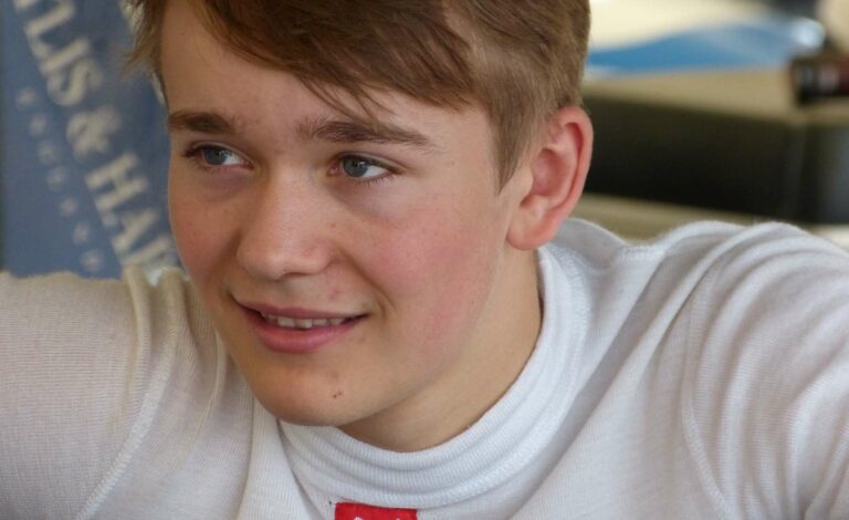 Billy Monger, driven,racingline, racingline.hu, racinglinehu