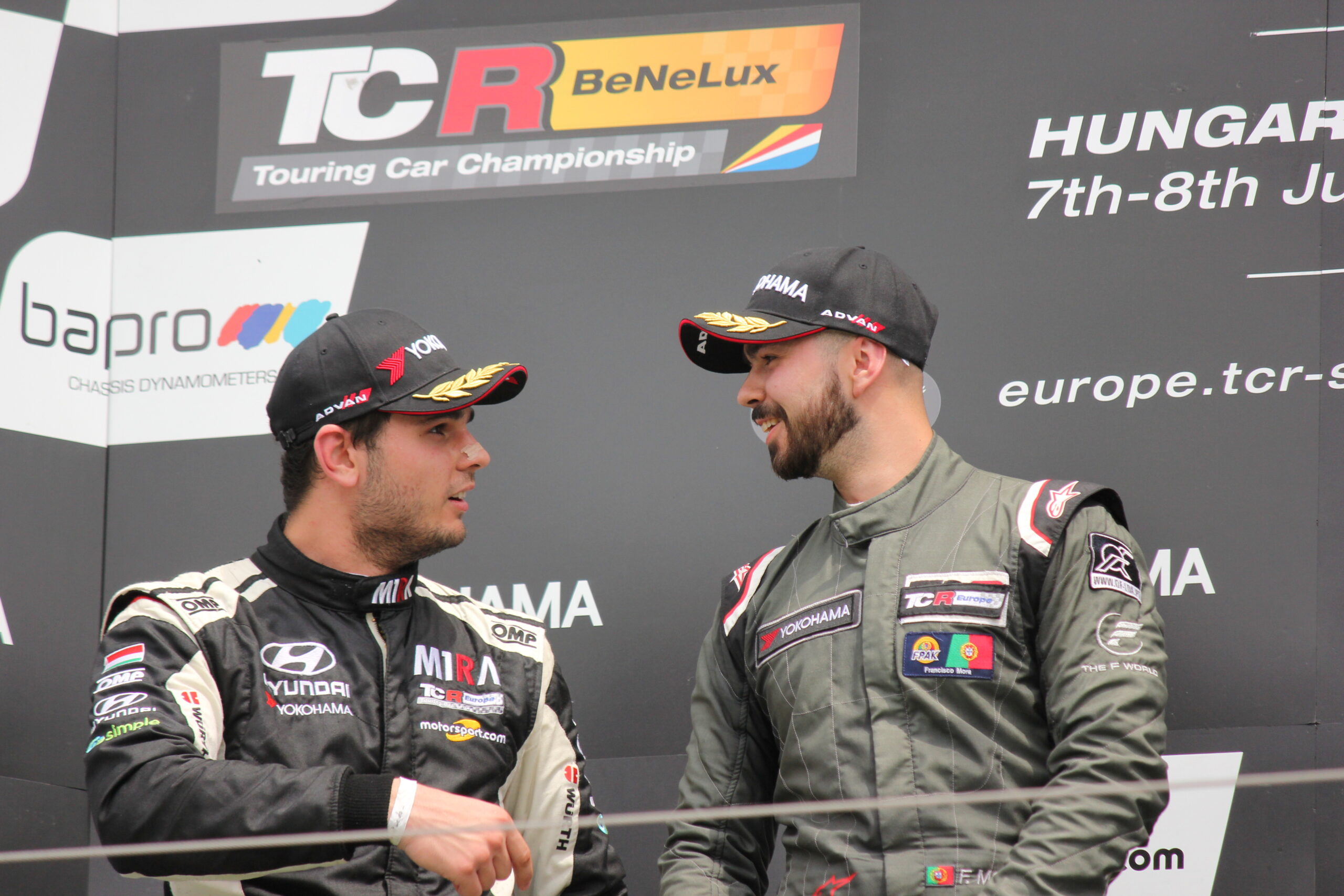 Mora vezetésével M1RA 1-2 a Hungaroringen!