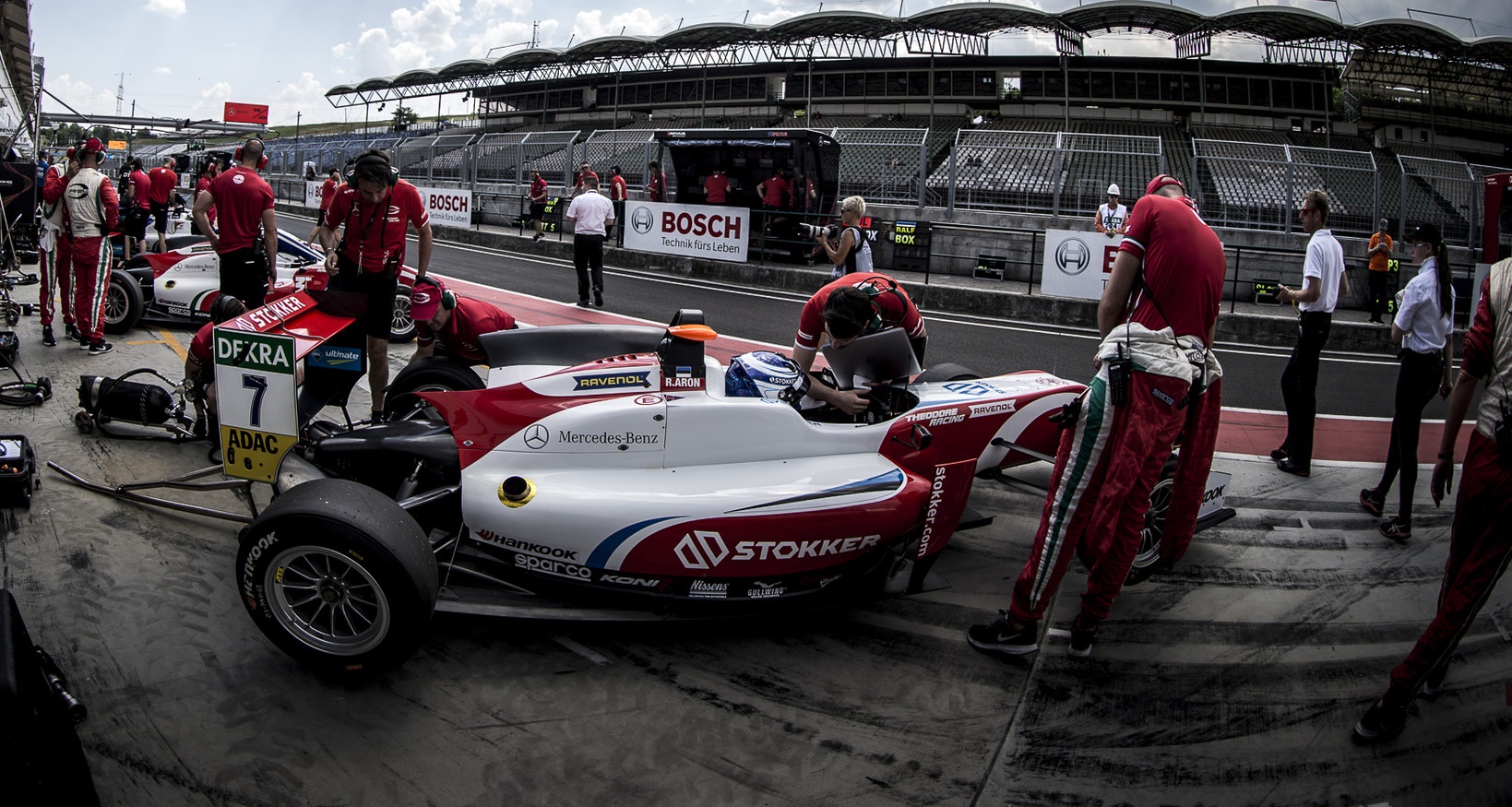 Formula 3: Ralf Aron másodjára is nyerni tudott Zandvoortban