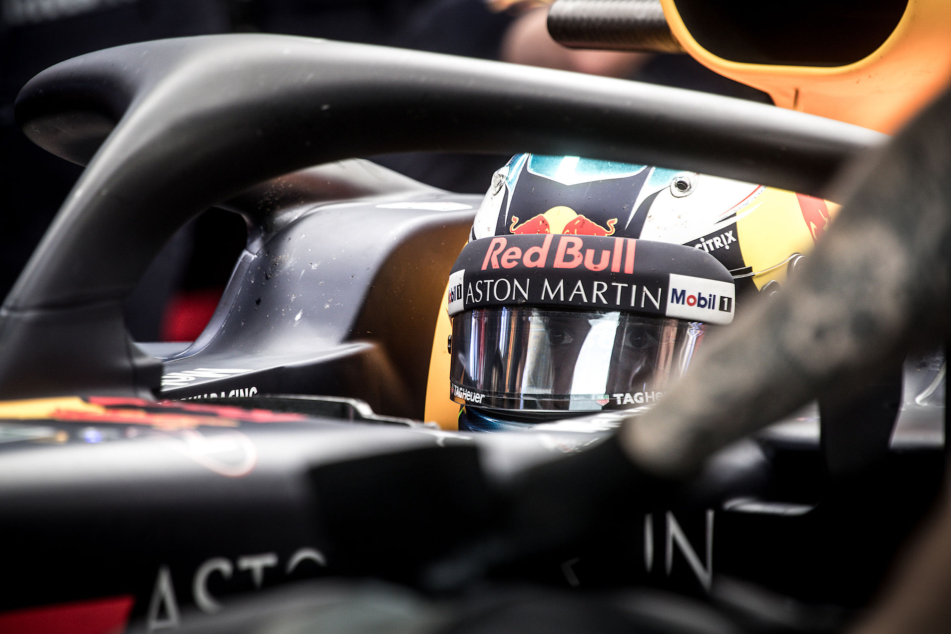 Német Nagydíj – Ricciardo nyerte az első szabadedzést, vasárnap a mezőny végéről rajtol