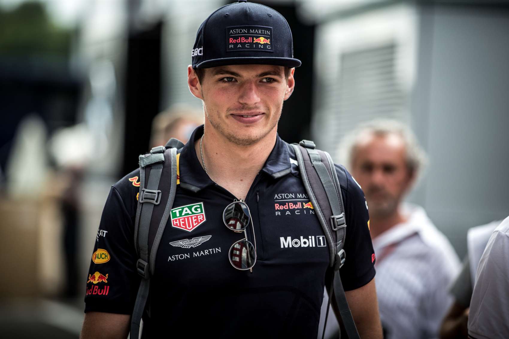 Verstappen tesók csiniben, édesanyjukkal