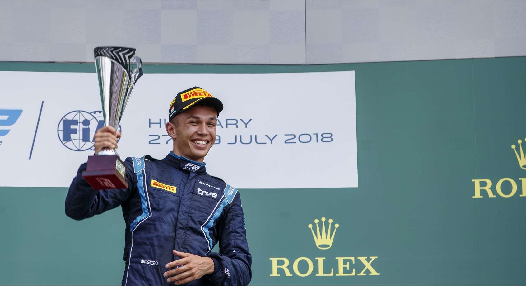 Albon úgy érzi, lehet esélye az egyik Toro Rosso ülésre