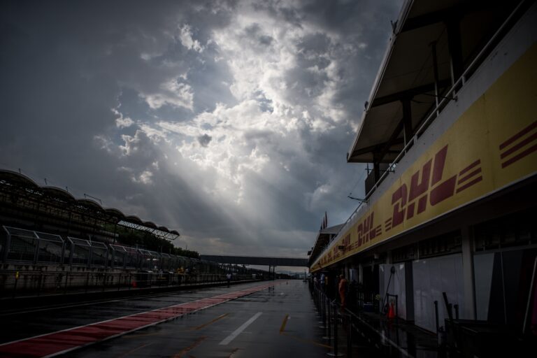 pit lane, paddock, Hungaroring, whiting