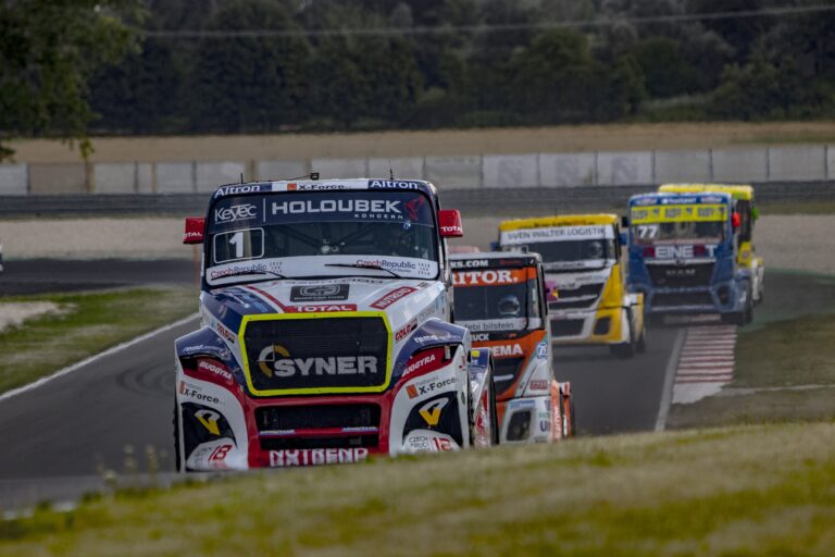 kamion, adam lacko, racingline.hu