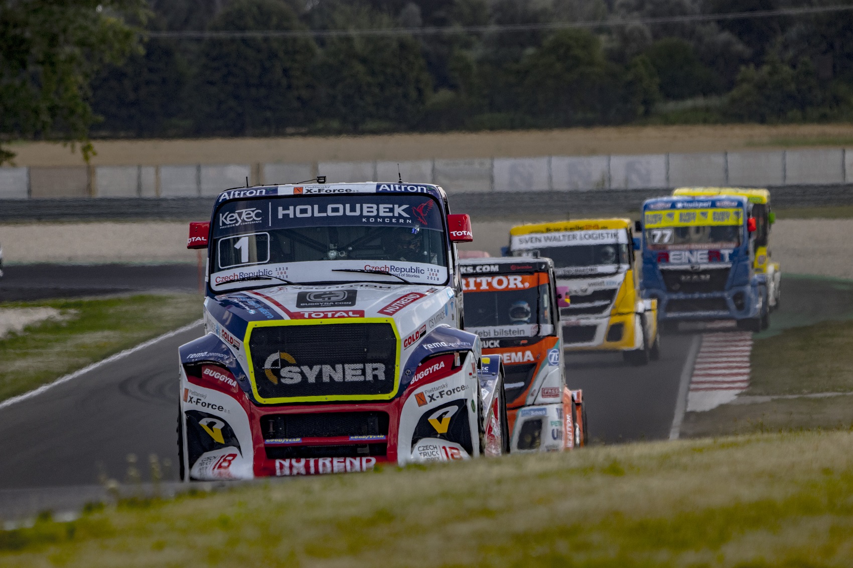 Most már folytatódik a kamion EB is, Mostban!