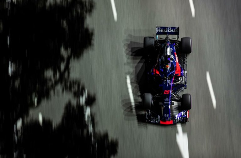 Hartley, Szingapúr, Toro Rosso