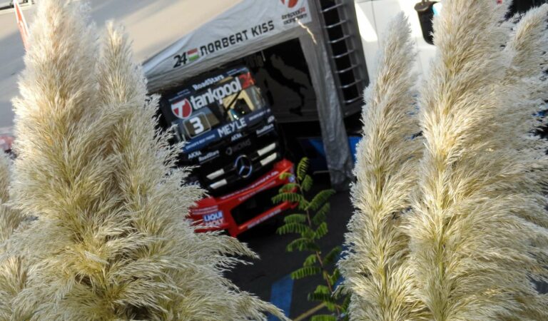 kiss norbert, kamion