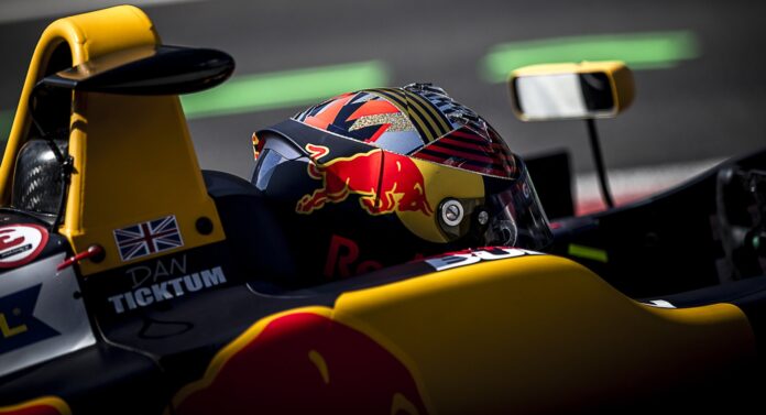 Daniel Ticktum, racingline, racinglinehu, racingline.hu