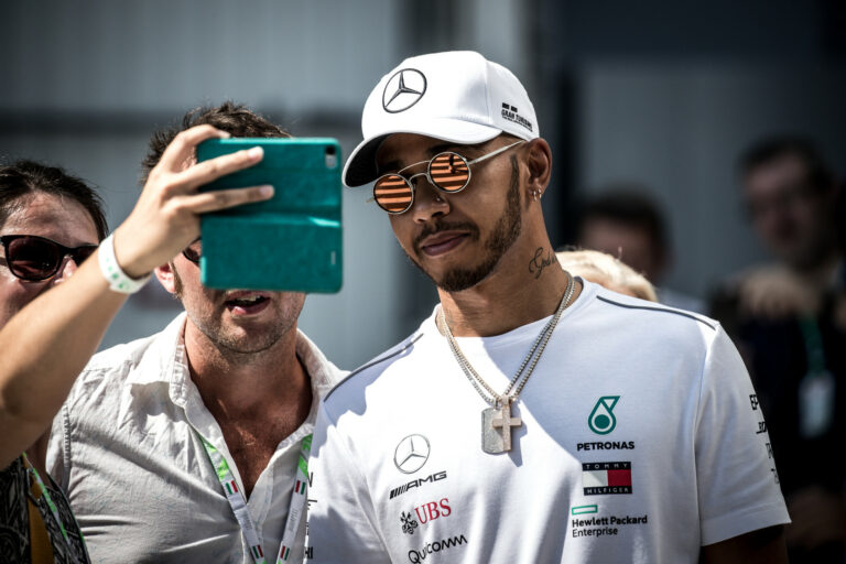 Lewis Hamilton, racingline, racinglinehu, racingline.hu