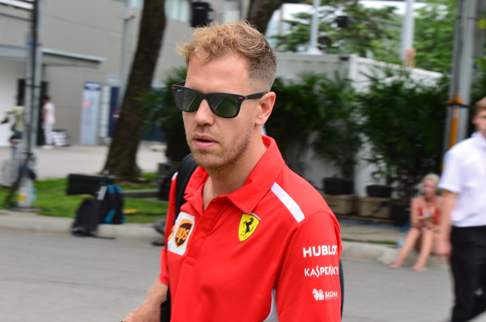 Newey szerint Vettel minél többet dolgozik, annál nehezebben bír el a nyomással