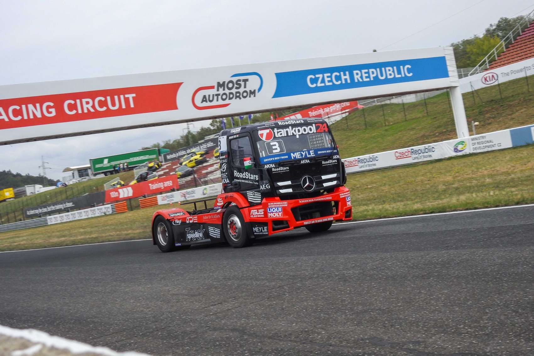 Egy harmadik és egy ötödik hellyel folytatta a szezont Kiss Norbert