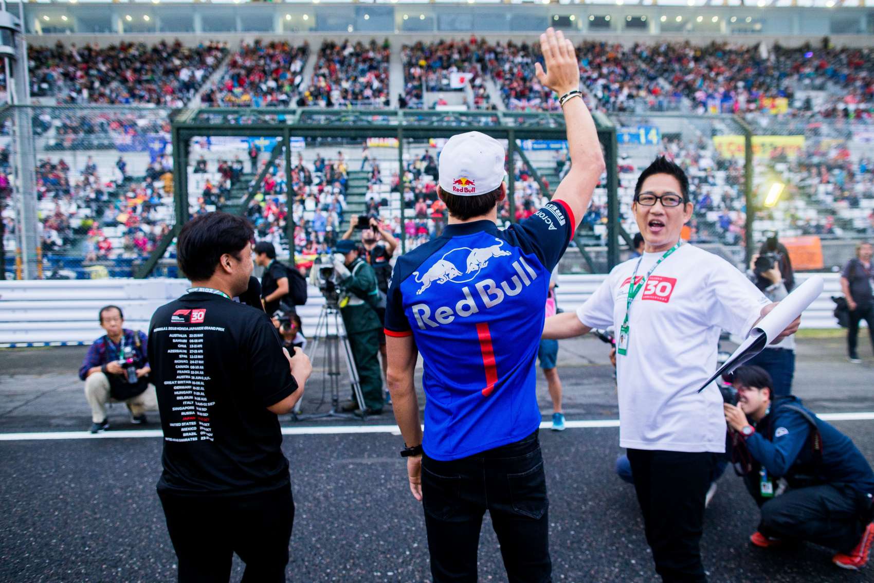 Gasly: A tömeg jobban éltetett minket, mint Vettelt