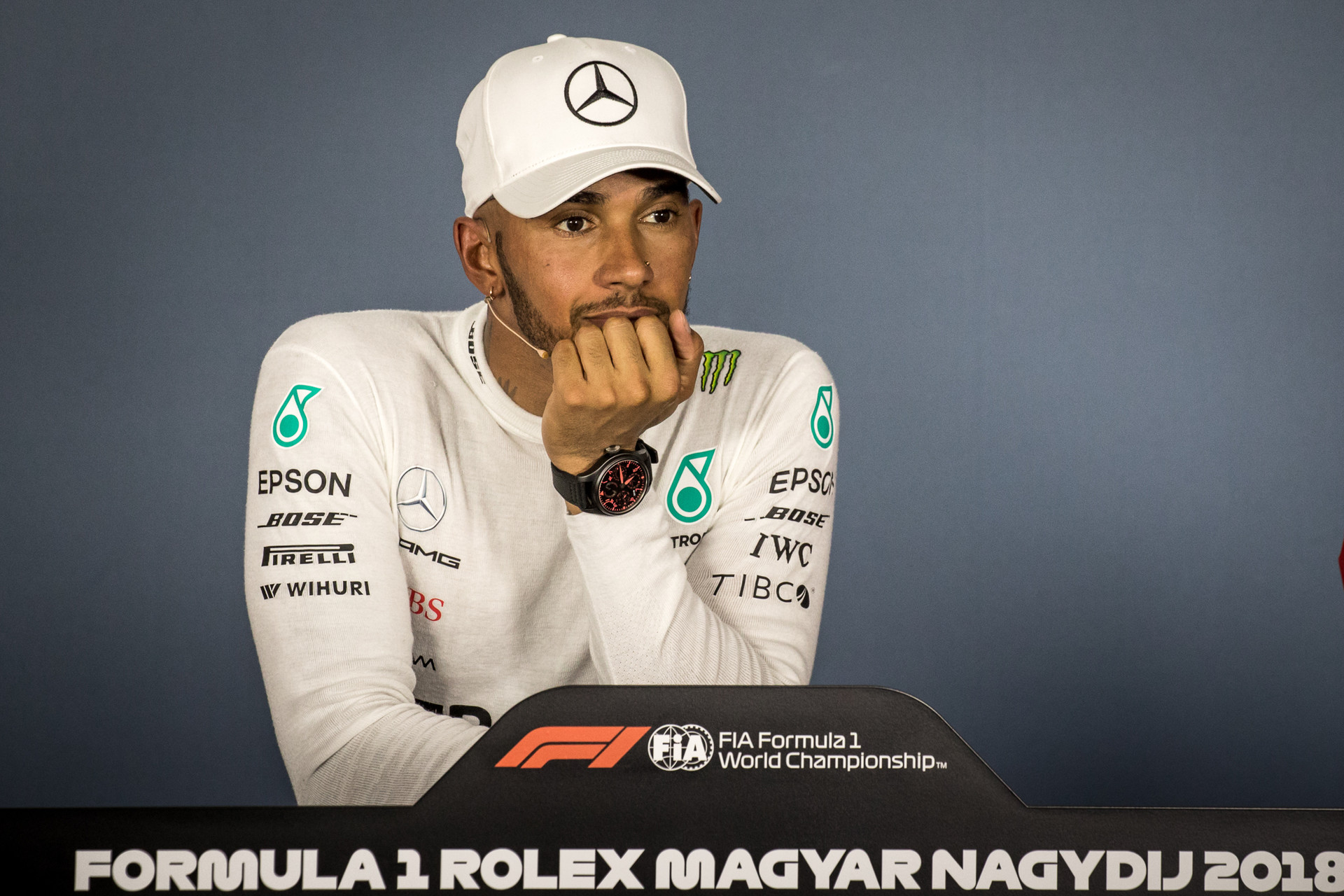 Hamiltont meglepte, hogy a Ferrari kevesebbszer alkalmazott csapatutasítást