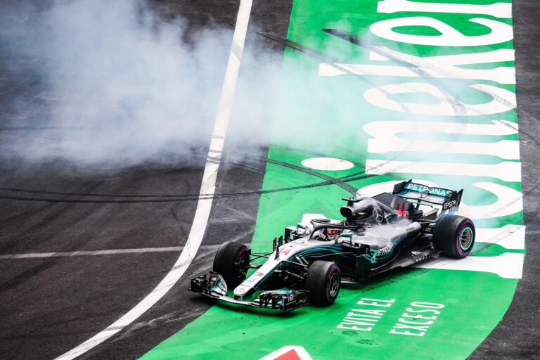 Lewis Hamilton, racingline.hu