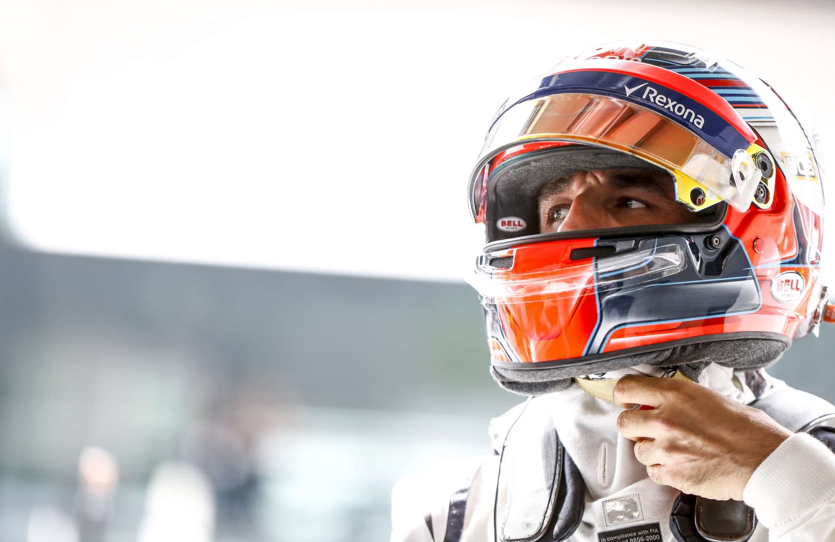 Lengyelország kiáll Kubica támogatása mellett