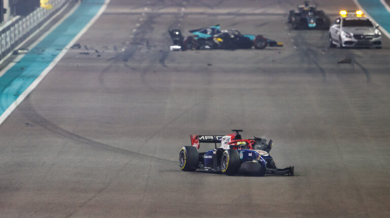 Formula 2, Arjun Maini, racingline, racinglinehu, racingline.hu