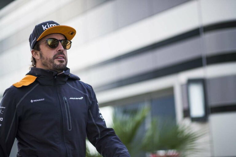 Fernando Alonso, McLaren, racingline.hu