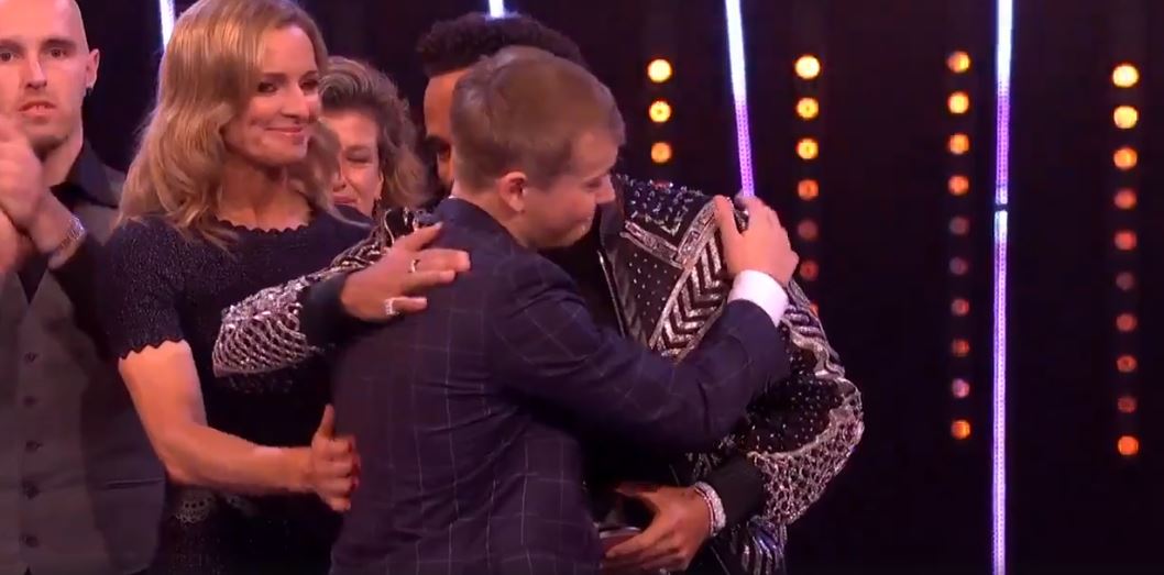 Hamiltontol vehetett át díjat Billy Monger