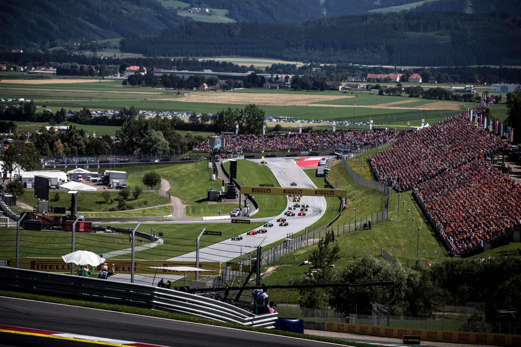 Sajtó: Két futamos Osztrák és Brit Nagydíjjal veheti kezdetét a szezon