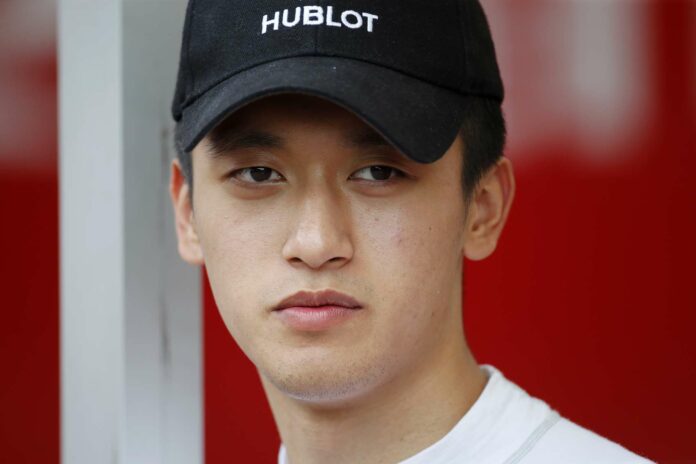 Guanyu Zhou, racingline.hu