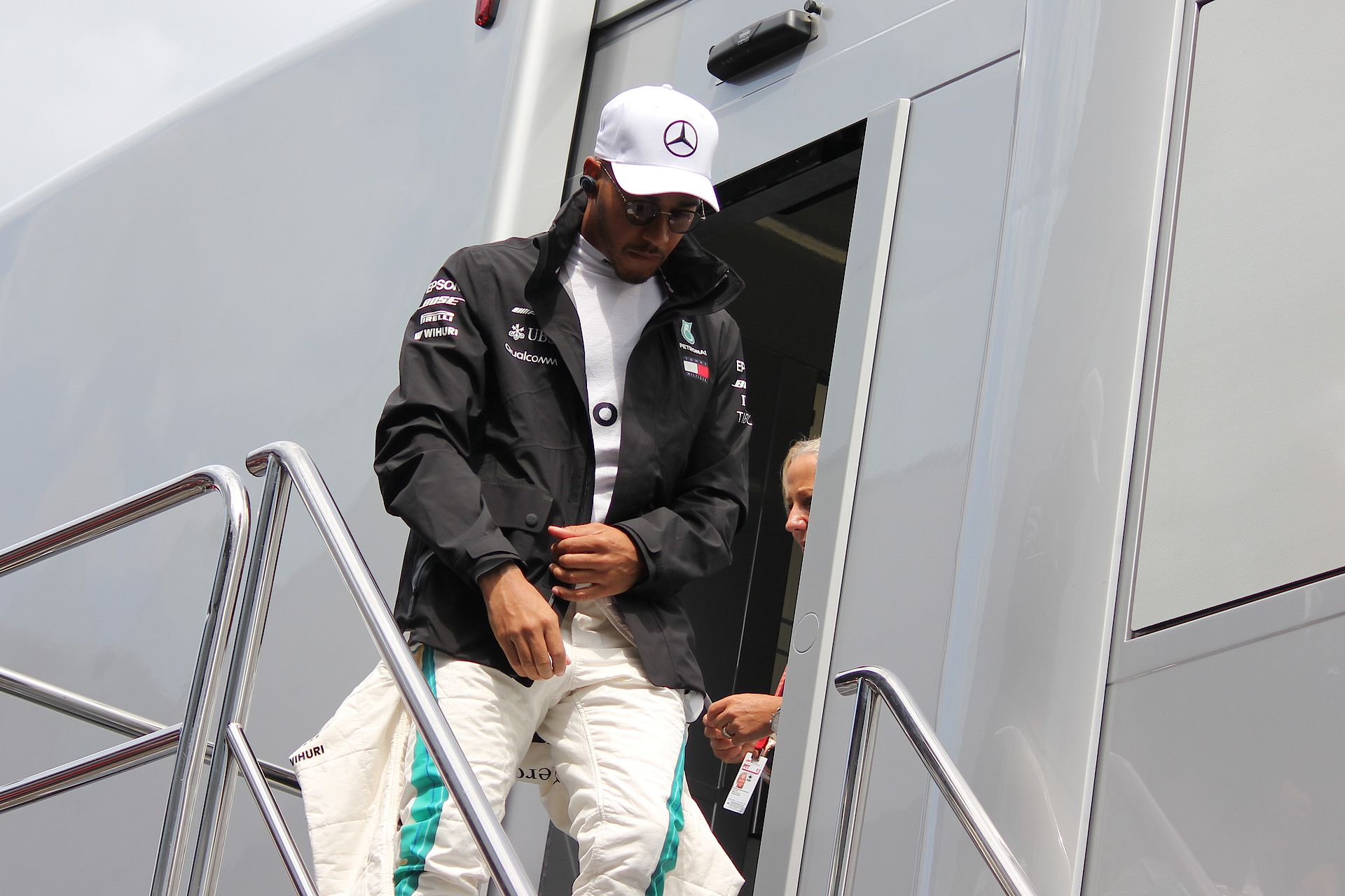 Hamilton ingatlanvásárlással kezdte az évet