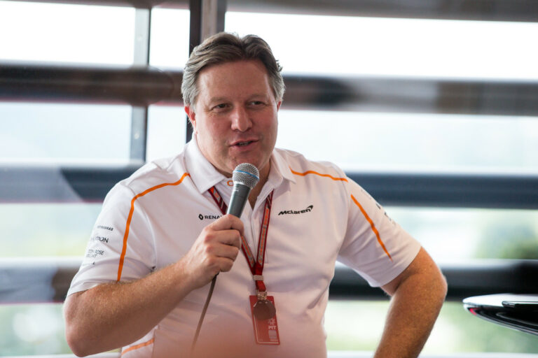 Zak Brown, McLaren, racingline, racinglinehu, racingline.hu