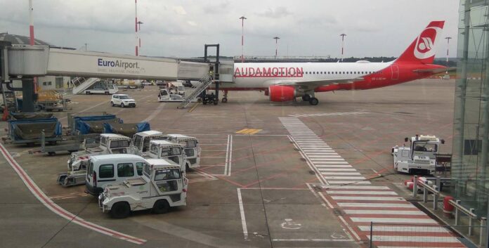 laudamotion, racingline.hu, ryanair, lauda