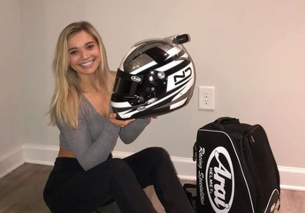 Lángra kapott a W Series egyik versenyzőjelöltjének Toyotája