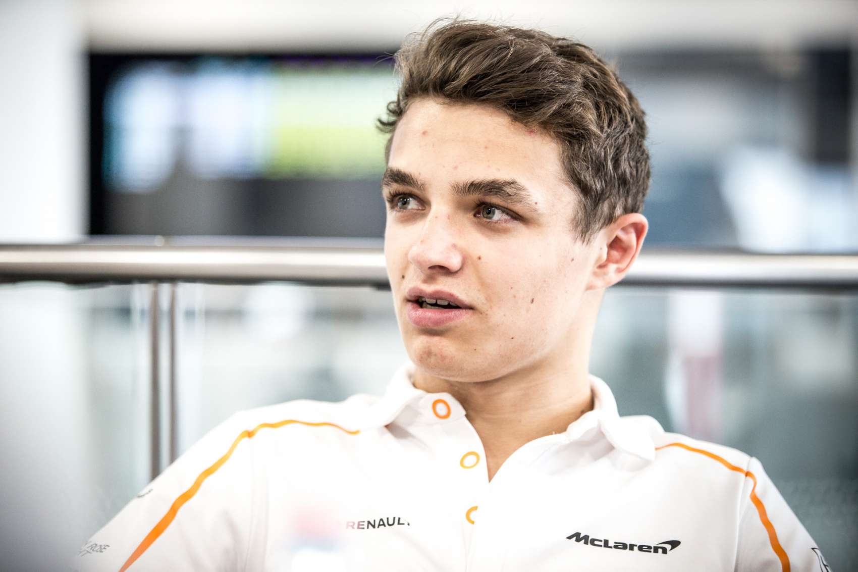 Verstappen és Norris egy verseny erejéig csapattársak lesznek