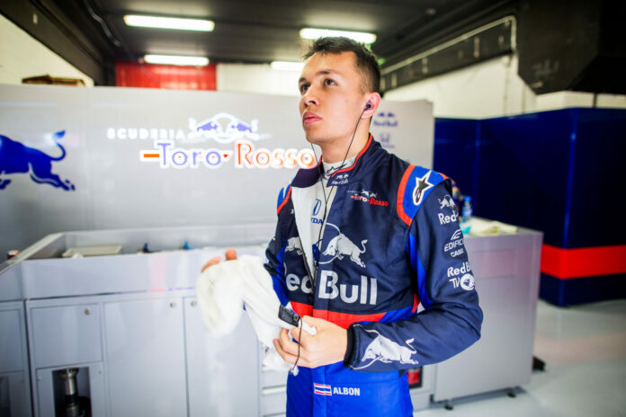 Albon, Racingline