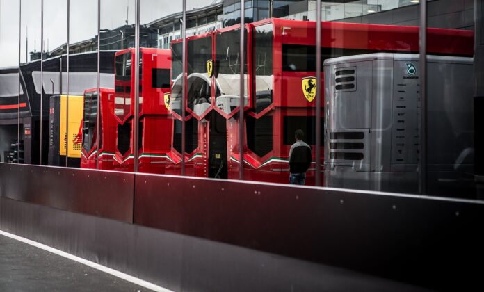 F1 Paddock racingline, racinglinehu, racingline,hu