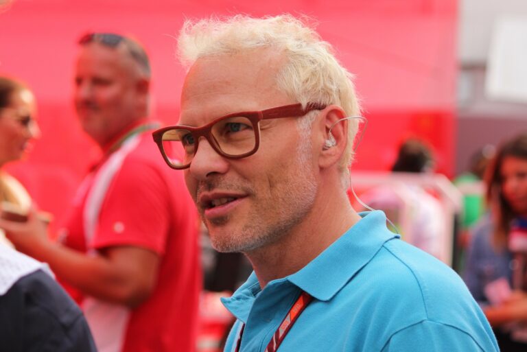 Jacques Villeneuve racingline, racinglinehu, racingline,hu