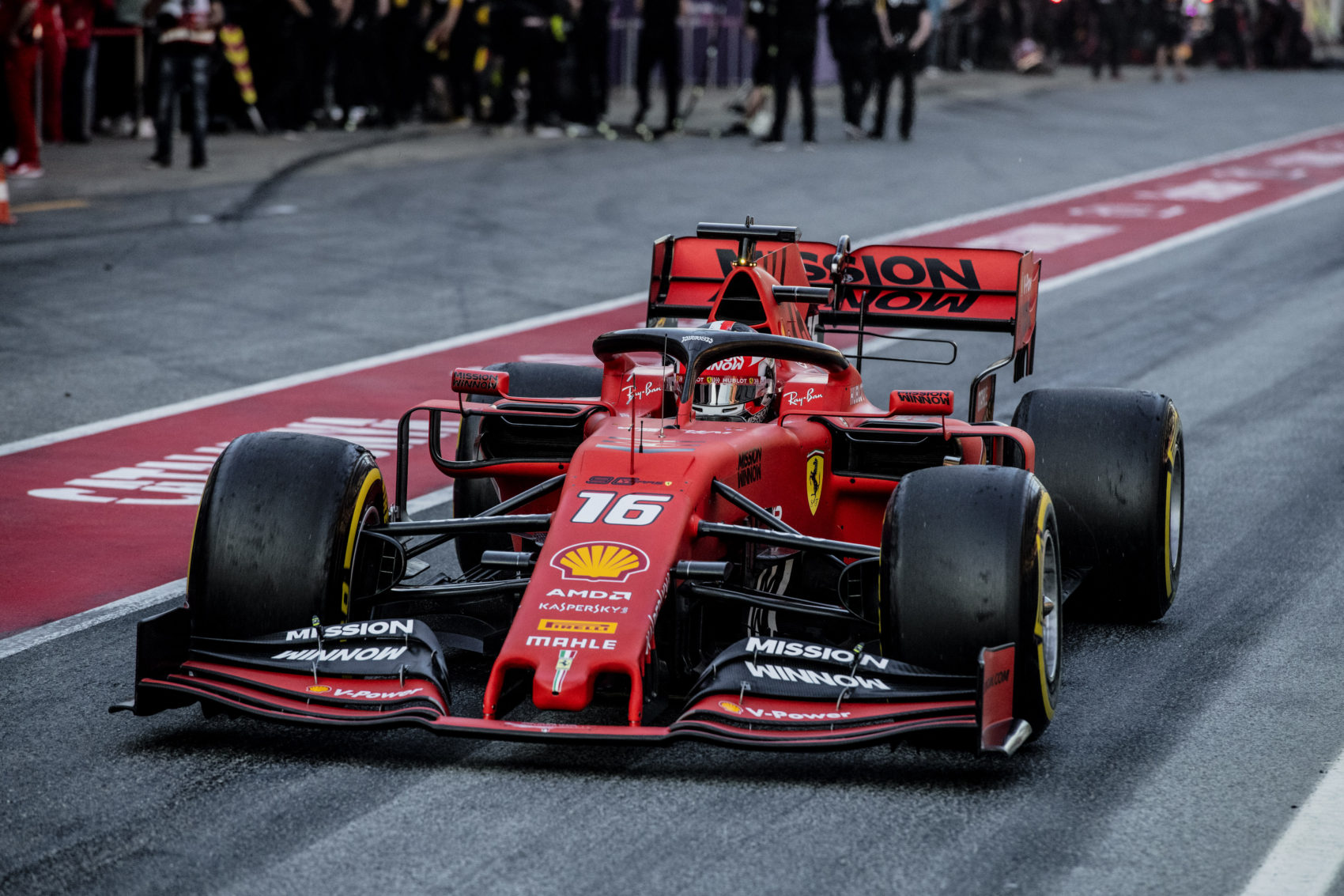 A Ferrari eltávolította a csapatnevéből a Mission Winnow-ot