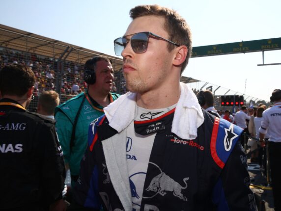 Daniil Kvyat, danyiil kvjat, baba, racingline, racinglinehu, racingline.hu