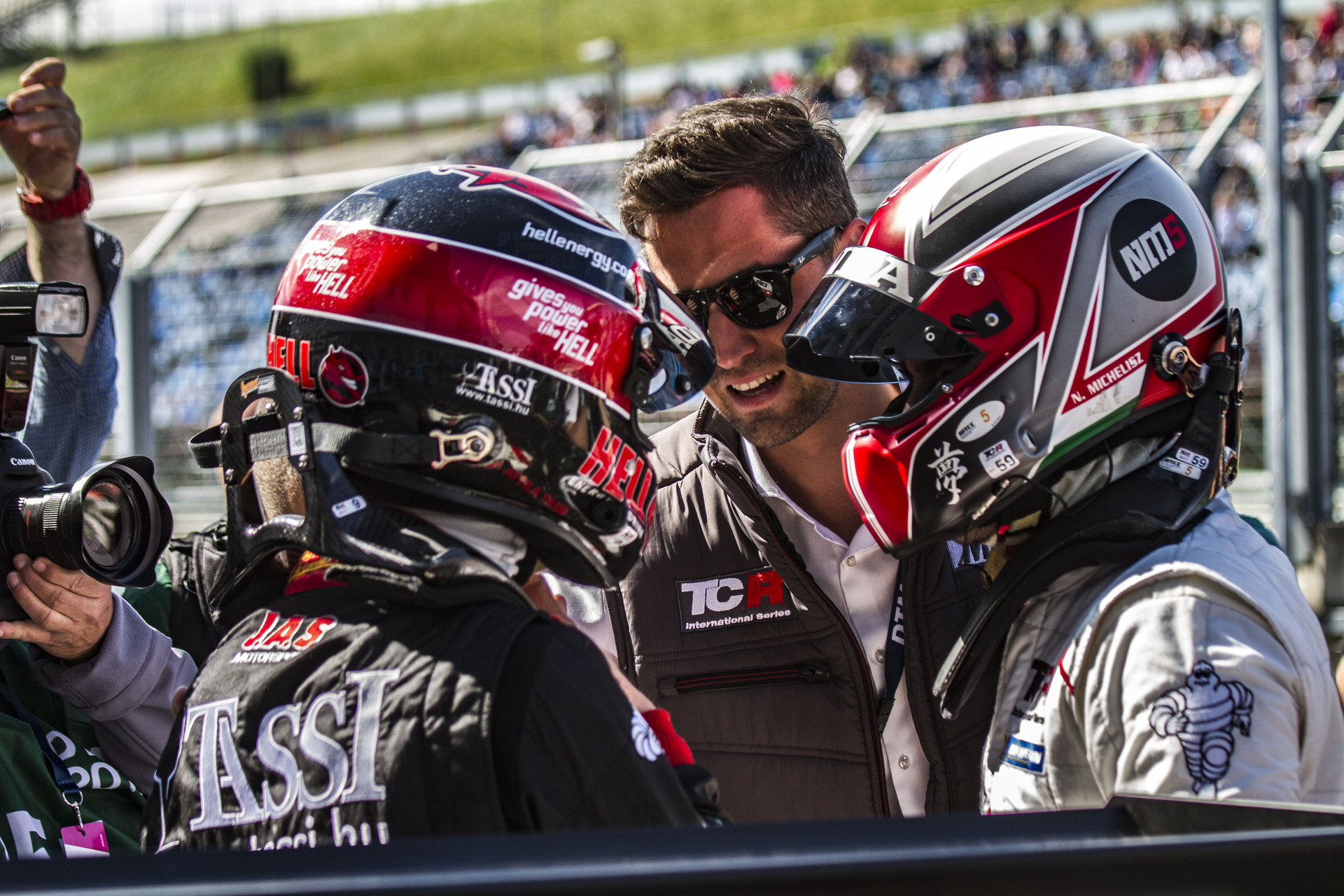 Két magyar versenyző is bizonyít idén a WTCR-ben!