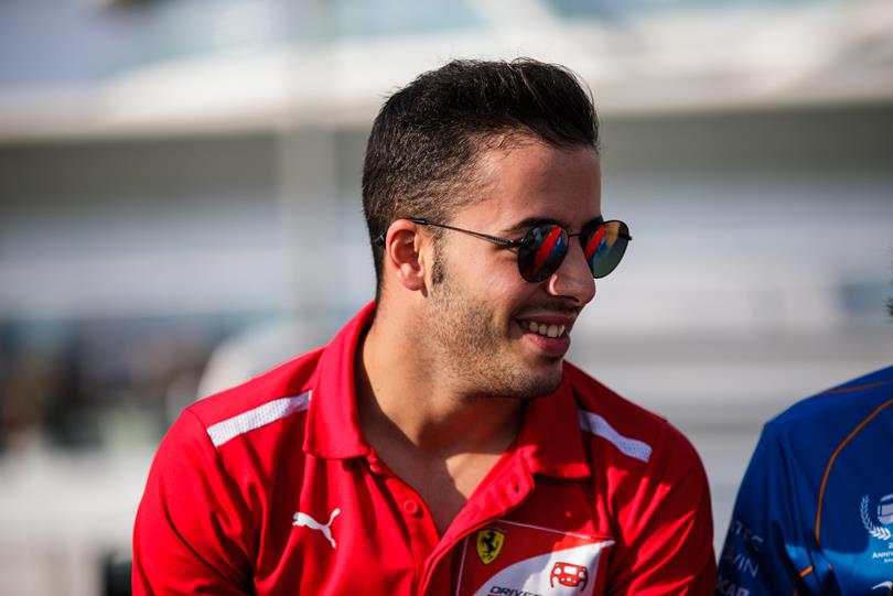 Antonio Fuoco tesztel a Ferrarival Barcelonában
