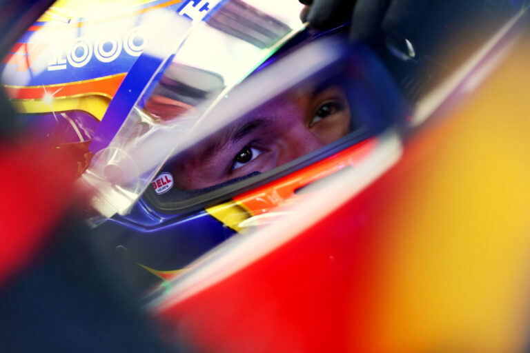 alexander albon, racingline.hu