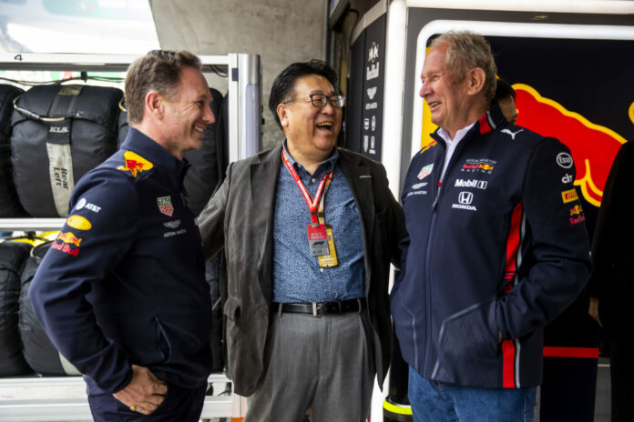 christian horner, Seiji Kuraishi, helmut marko, red bull, racingline.hu