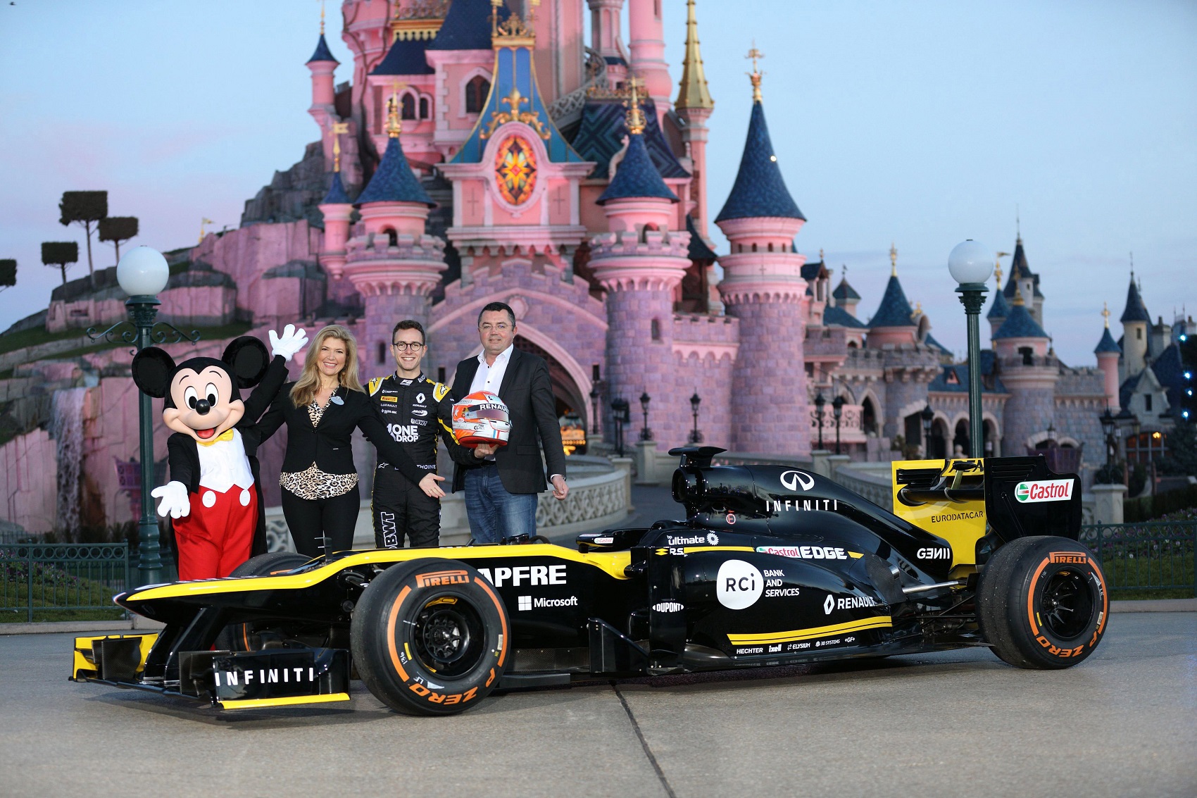 Disney Renault racingline, racinglinehu, racingline.hu