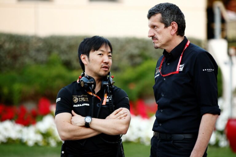 Günther Steiner, Ayao Komatsu, Haas, racingline, racinglinehu, racingline, racinglinehu, racingline.hu