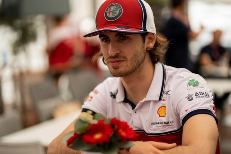 Antonio Giovinazzi, Alfa Romeo Racingline