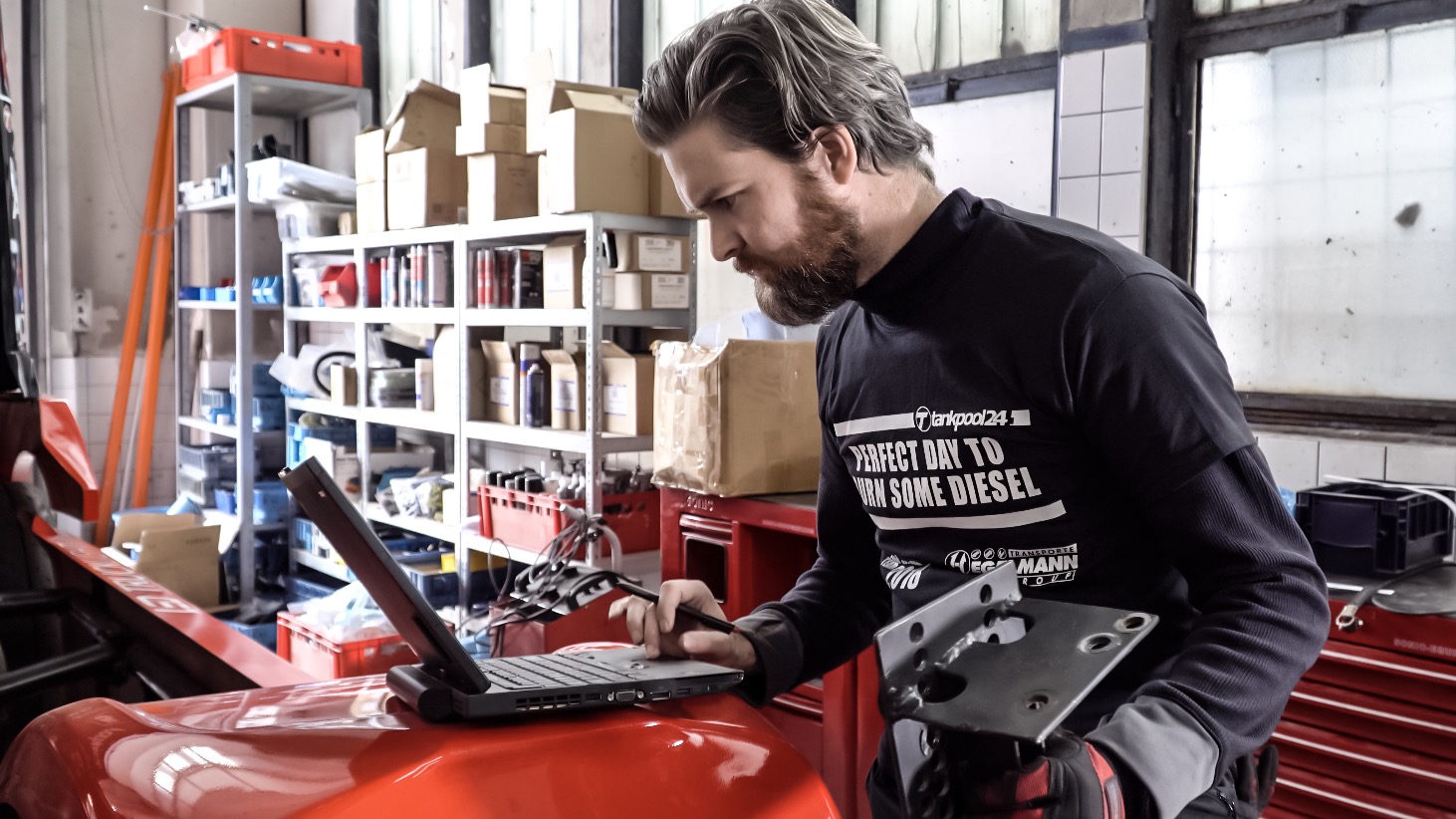 Régi mérnökével, magyar szakemberekkel dolgozik idén Kiss Norbert