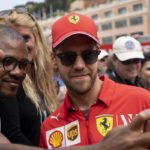 Sebastian Vettel, fans, selfie