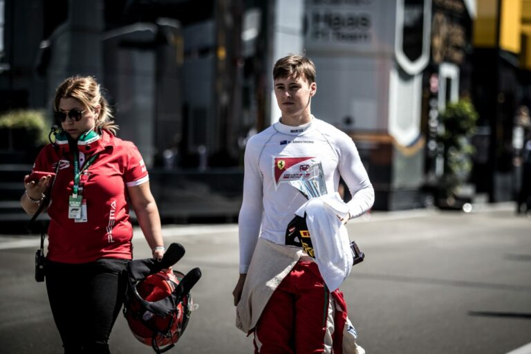 A Formula 3-ról és a räikkönenes sisakjáról is kérdeztük Marcus Armstrongot