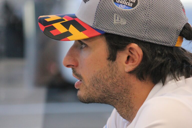 Carlos Sainz, McLaren, racingline, racinglinehu, racingline.hu