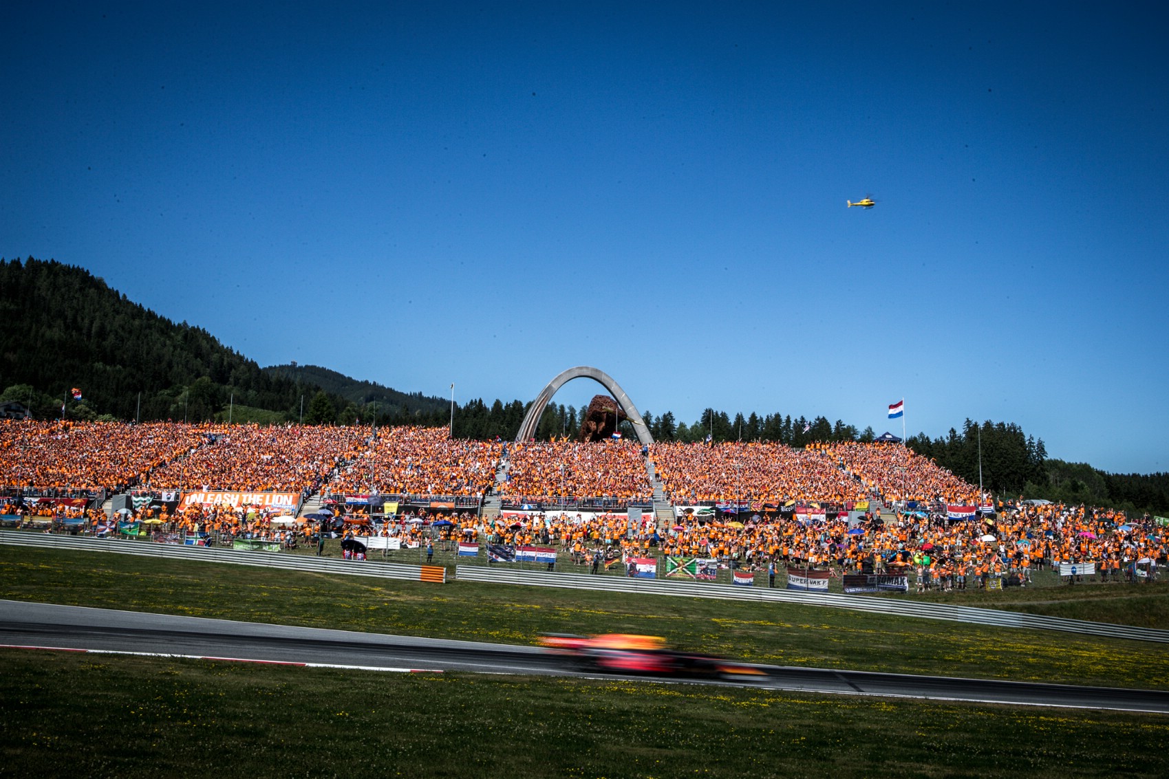 Holland kommentátor: Hagyjátok a francba az eddigi naptárat!