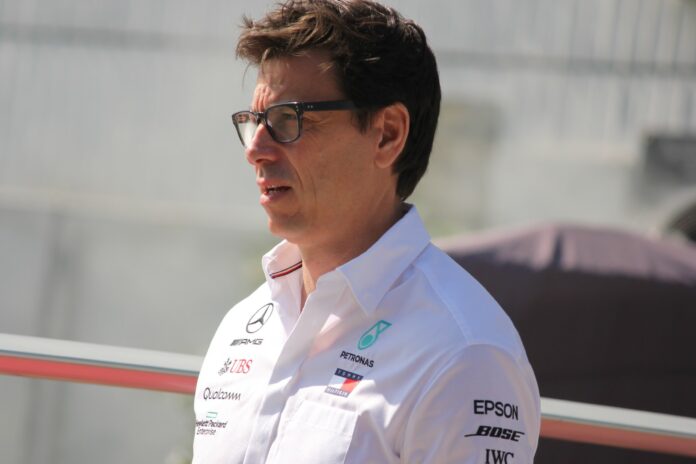 Toto Wolff, Mercedes, racingline, racinlginehu, racingline.hu