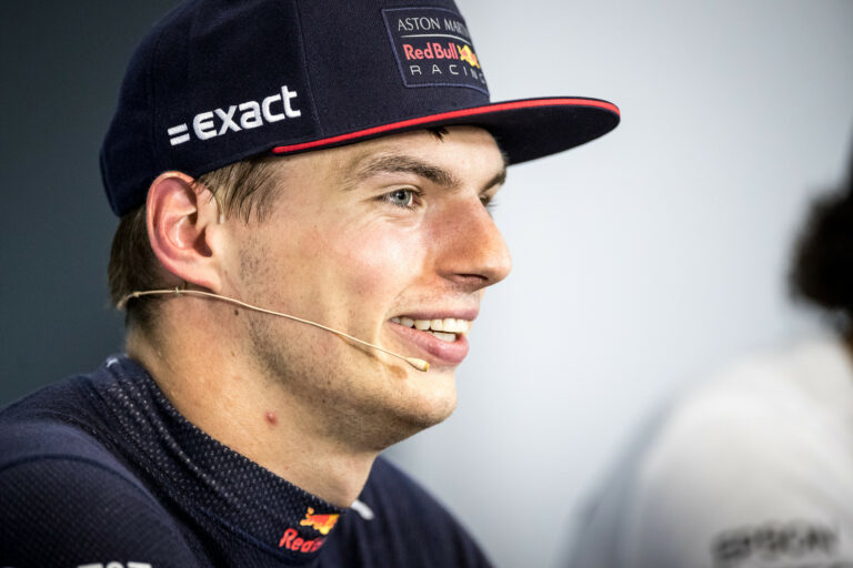 Verstappen egyszer megviccelte a Red Bullt a rádióban