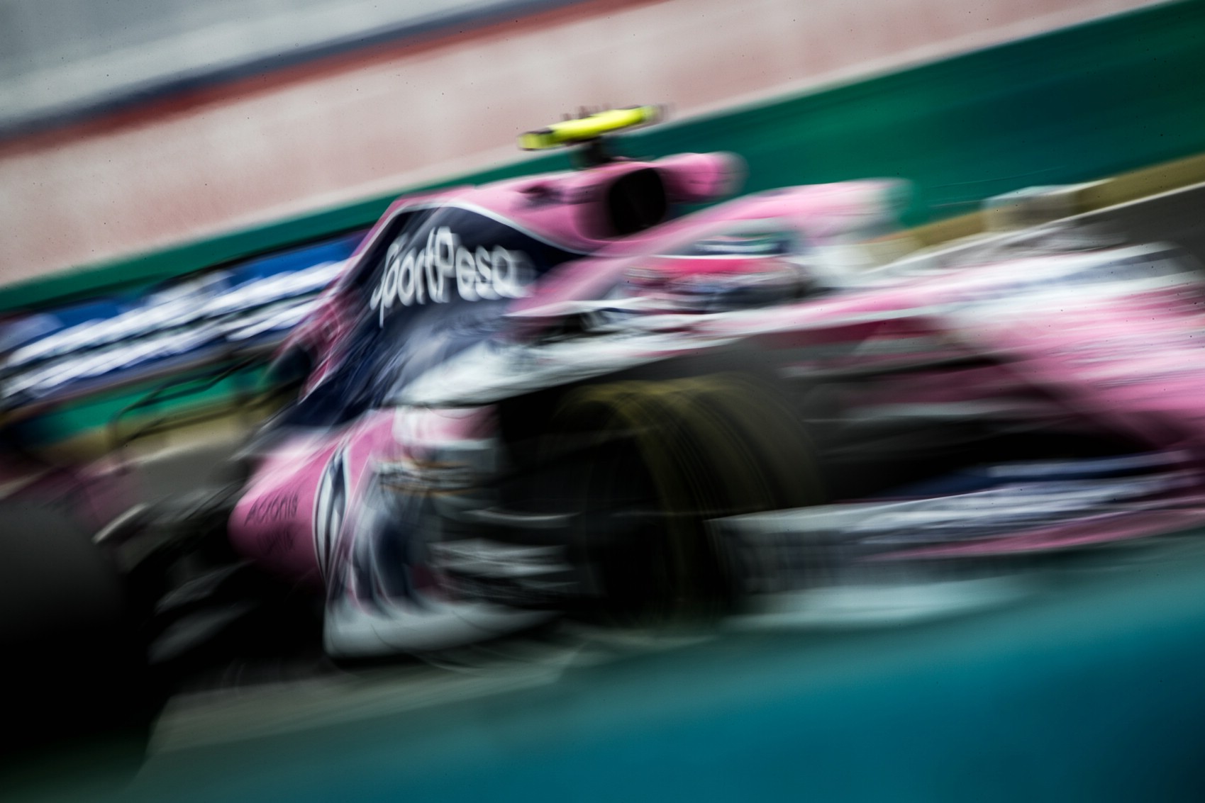 Stroll, s így a Racing Point is, társult az Aston Martinnal!